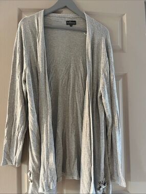 À.Gray Open-Front Women’s Cardigan with Eyelet Detail